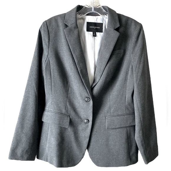 BANANA REPUBLIC | Classic Charcoal Gray Tailored Twill Suit Blazer Size 6P - Picture 3 of 9